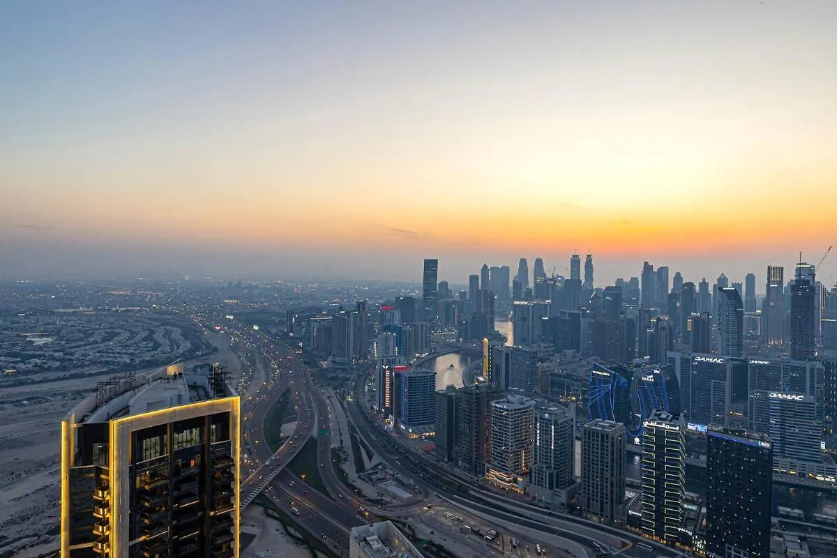 Apartment Fivex - Skyline 2Br At Paramount Dubai