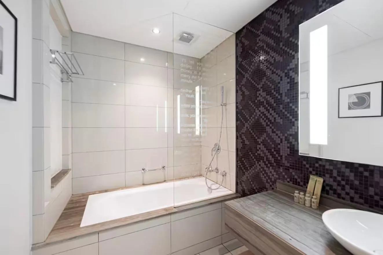 Fivex - Skyline 2Br At Paramount Dubai